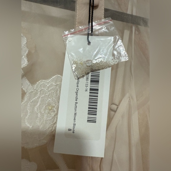 Karen Millen Embroidered Sheer Organdie Blouse in Blush - US 6‎ / NWT - Picture 10 of 16